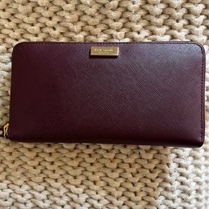 Kate Spade Wallet burgundy